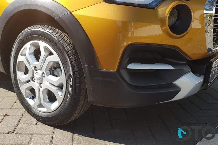 Suspensi datsun cross