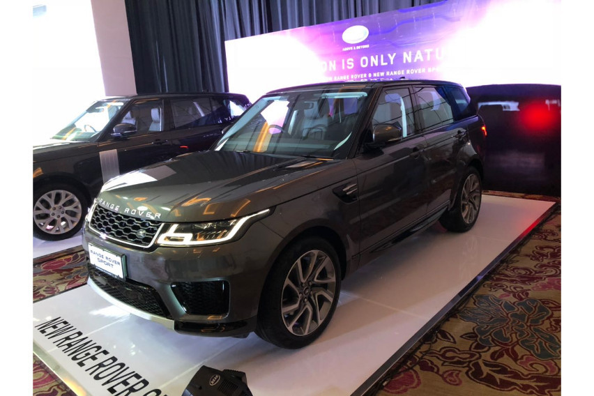 Range Rover Sport 2018 Meluncur Tanpa Ubahan Berarti