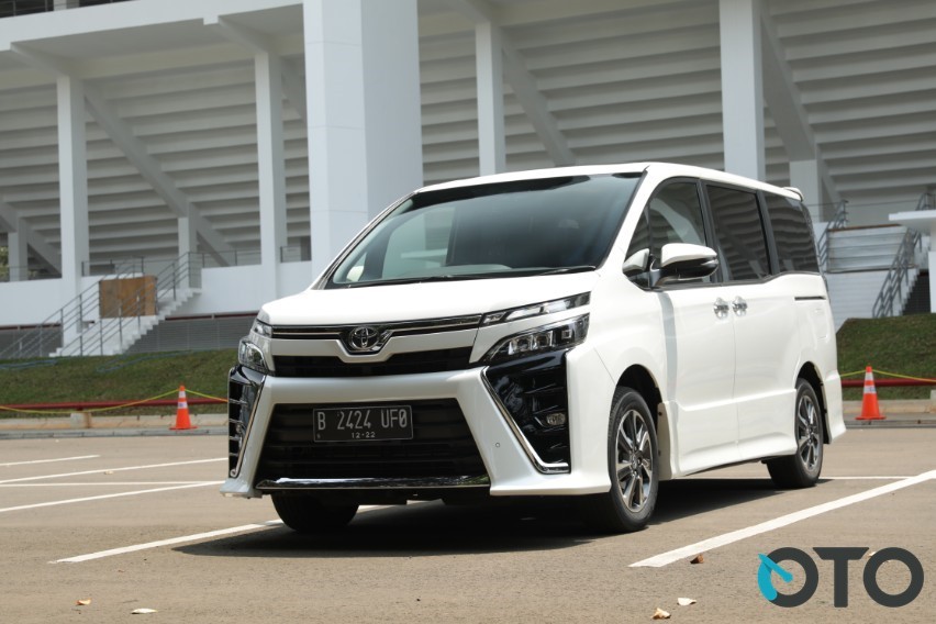 test drive toyota voxy