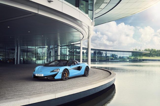 McLaren Rayakan Pencapaian Produksi ke-15.000 McLaren Rayakan Pencapaian Produksi ke-15.000