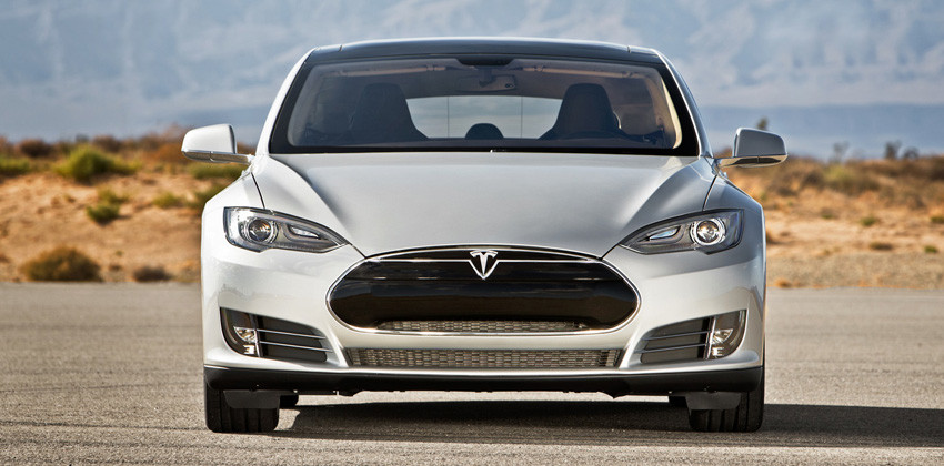 Tesla Model 3 AWD Front