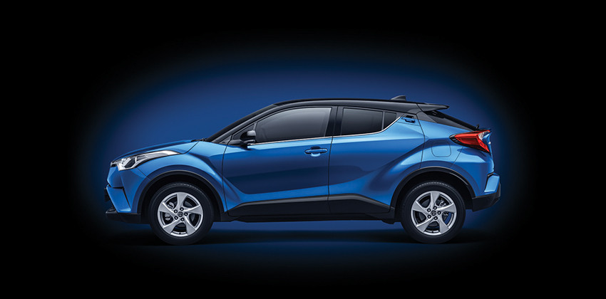 Toyota C-HR Side Image