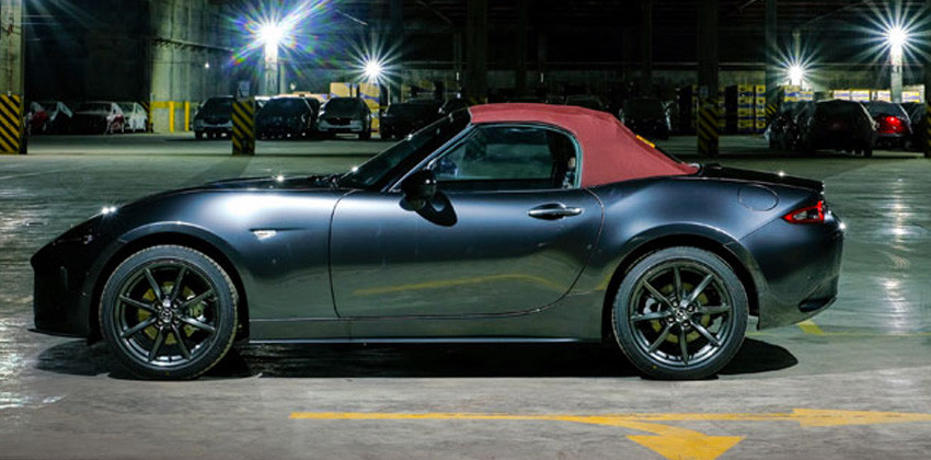 2018 Mazda MX-5 Side