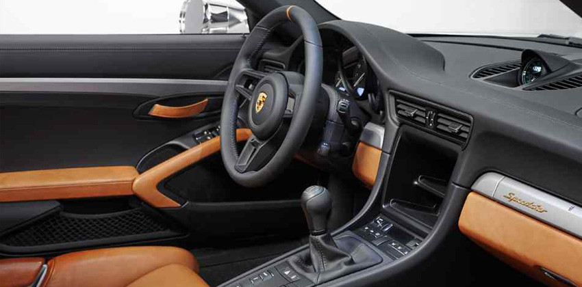 911 Speedster Cabin