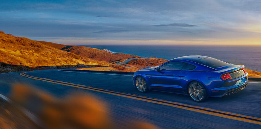 2018 Ford Mustang Side