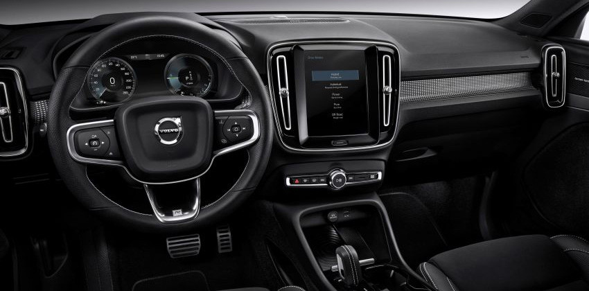 Volvo XC40 EV Interior