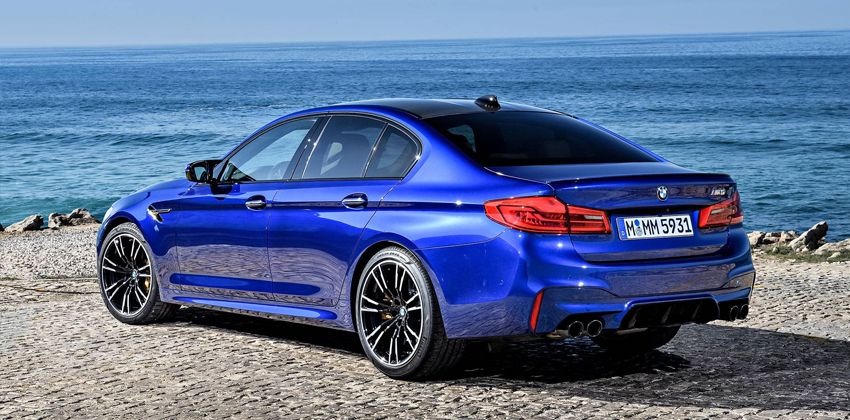 2018 BMW M5 rear