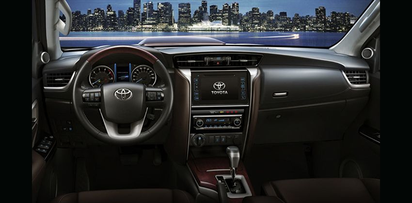 Toyota Fortuner Interior 
