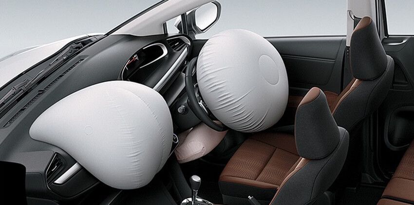 Toyota Sienta air bag