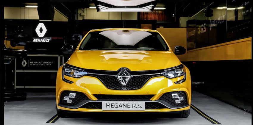 Renault Megane RS Trophy Front