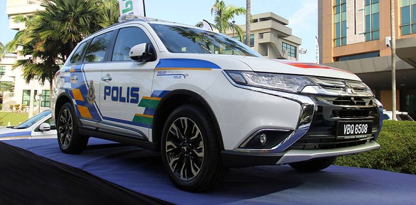 Mitsubishi Outlander 2.4  mobile patrol vehicles