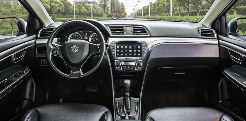 ciaz interior