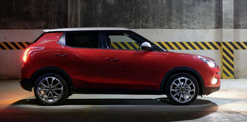 2018 Ssangyong Tivoli Premium Sport side