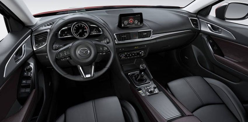 Mazda 3 Hatch cabin 