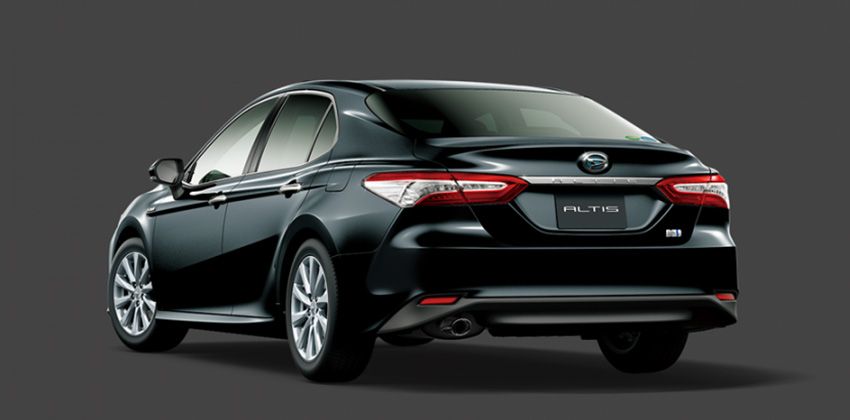 2019 Daihatsu Altis rear