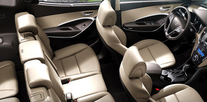 2018 Hyundai Santa Fe cabin 