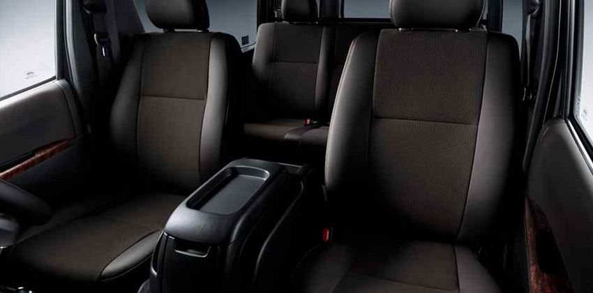 Toyota Hiace 50th Anniversary Limited Edition