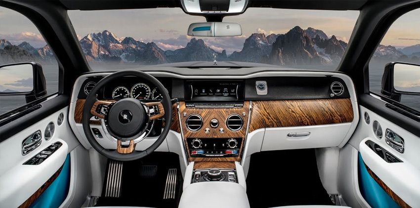 Rolls-Royce Cullinan interior