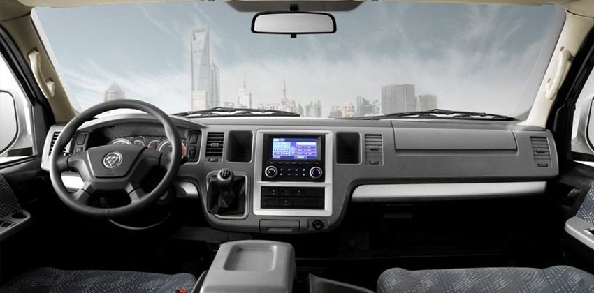 forton vier traveller interior