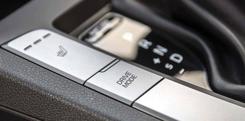 2019 Hyundai Elantra transmission