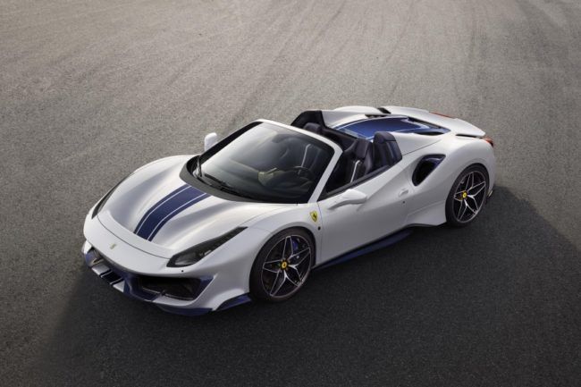 Ferrari 488 Pista Spider Lebih Bersensasi Ketimbang Versi Coupe Ferrari 488 Pista Spider Lebih Bersensasi Ketimbang Versi Coupe