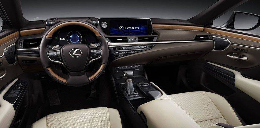 UAE gets the new 2019 Lexus ES