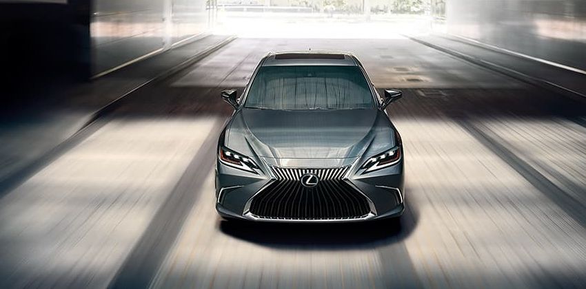 2019 Lexus ES front