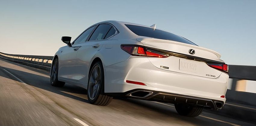 2019 Lexus ES REAR