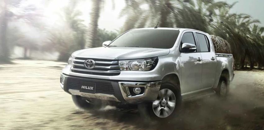 toyota hilux front