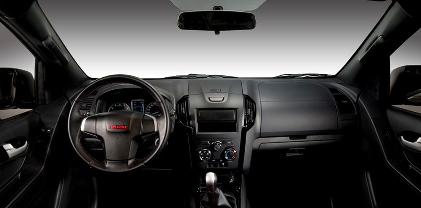 isuzu d-max interior