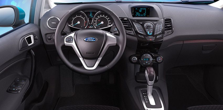 e Ford Fiesta hatchback cabin