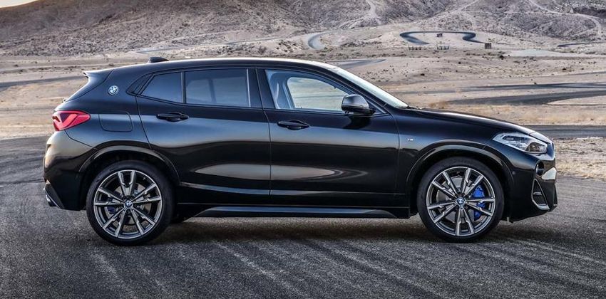 BMW X2 Side