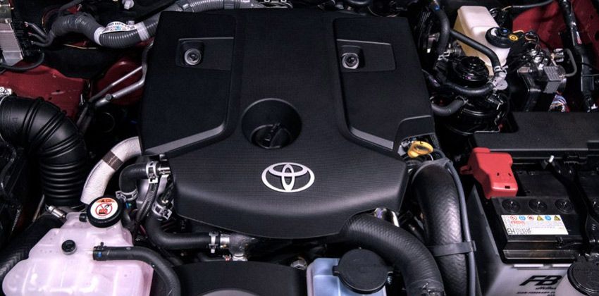 Toyota Hilux Engine