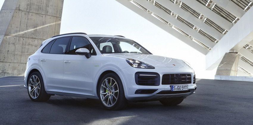 Porsche Cayenne Front