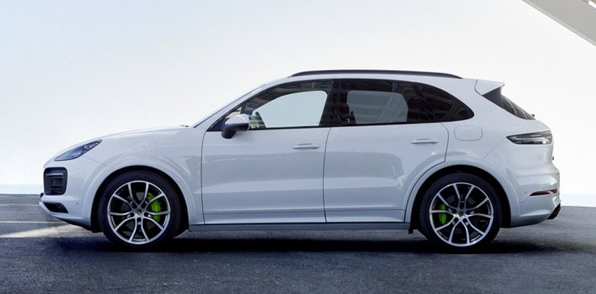 Porsche Cayenne Side