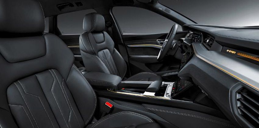 Audi e-tron cabin