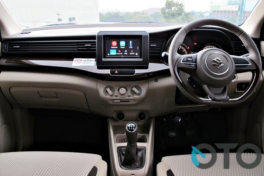 interior ertiga
