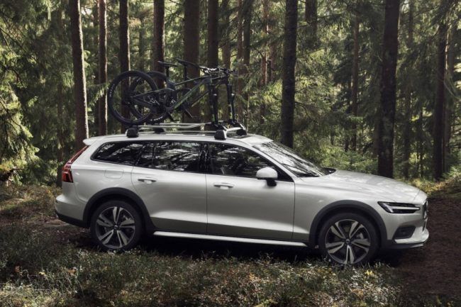 2018/09/new-volvo-v60-cross-country.jpg