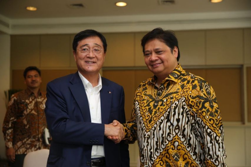 Mitsubishi Global Sumbangkan Dana Rp 1 Miliar dan Mobil Triton untuk Korban Gempa dan Tsunami Sulawesi