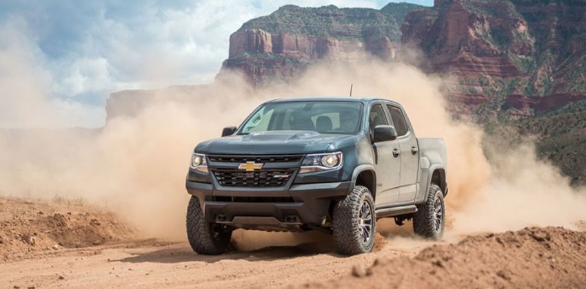 Chevrolet Colorado vs Ford Ranger Raptor - The better pickup