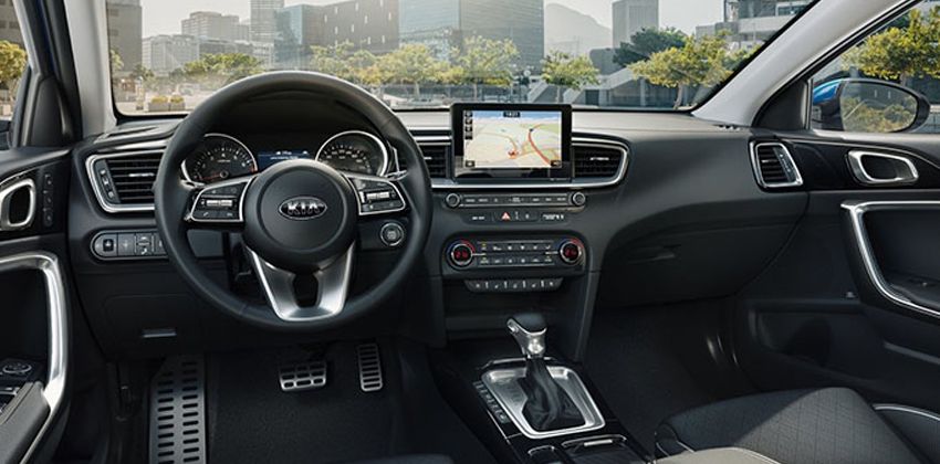 2019 KIA Cerato GT cabin
