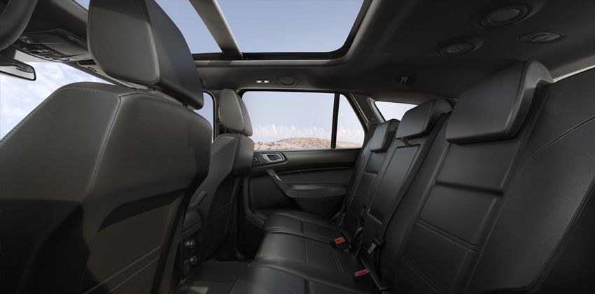 2019 everest Comfortable interior