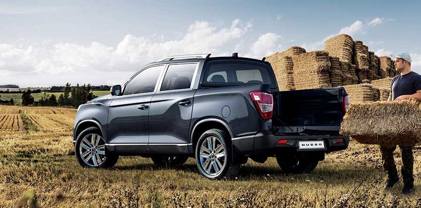 Ssangyong Musso rear
