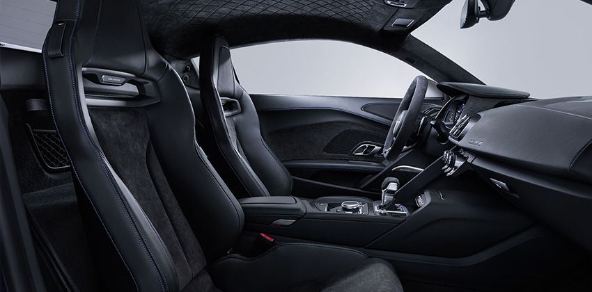 Audi R8 Cabin