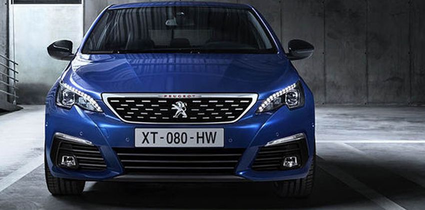 2018 Peugeot 308 front 