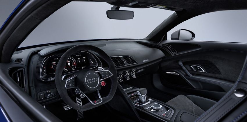 2019 Audi R8 INTERIOR 