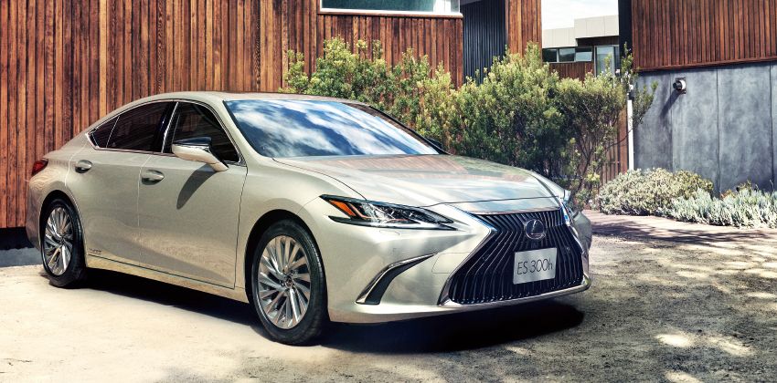  Lexus ES300h