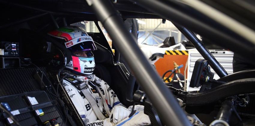2019 BMW M4 DTM CABIN