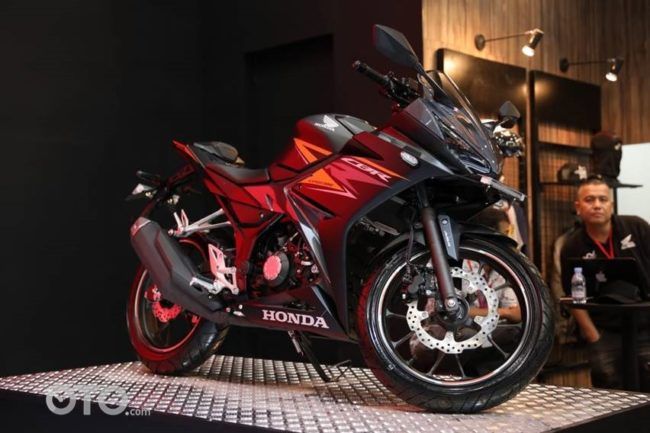 IMOS 2018: Cicil Motor Honda Pakai FIF Bunga Cuma 1 Persen! IMOS 2018: Cicil Motor Honda Pakai FIF Bunga Cuma 1 Persen!