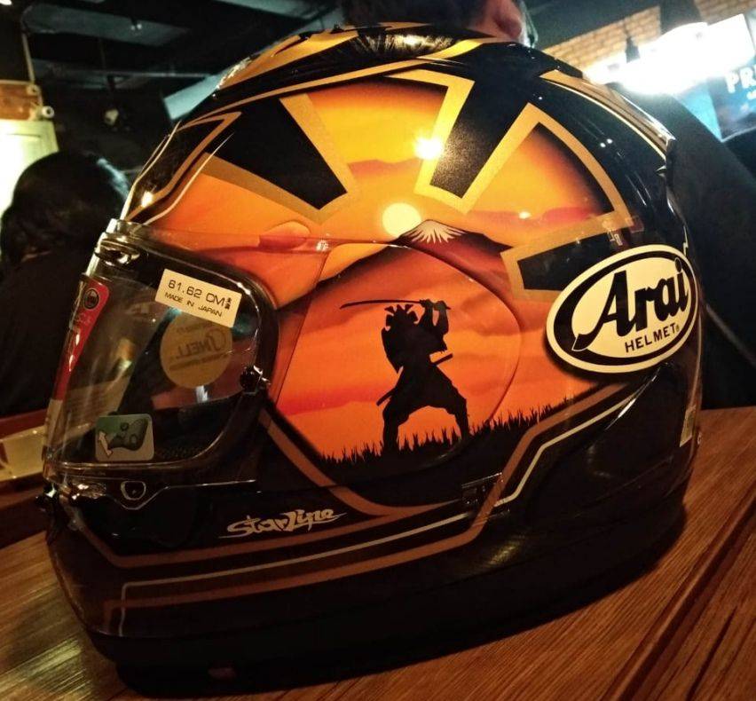 Jenis helmet hot sale arai